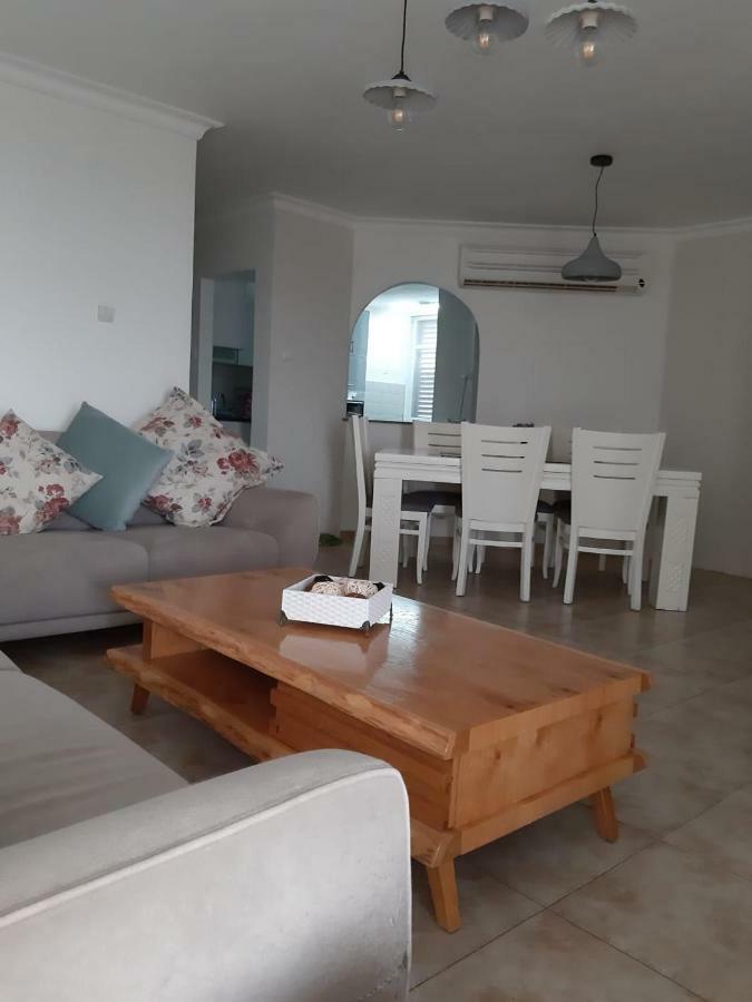 Spacious Apt. W/ Seaview, Fireplace & Netflix Akkon Exterior foto